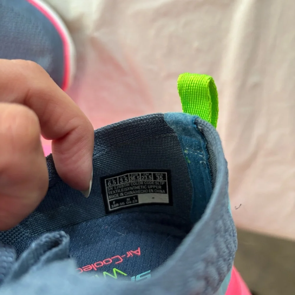 Skechers Flex Appeal 2.0 Stretch Knit Slip-On Sneakers blue pink SZ 6.5 Worn 1X